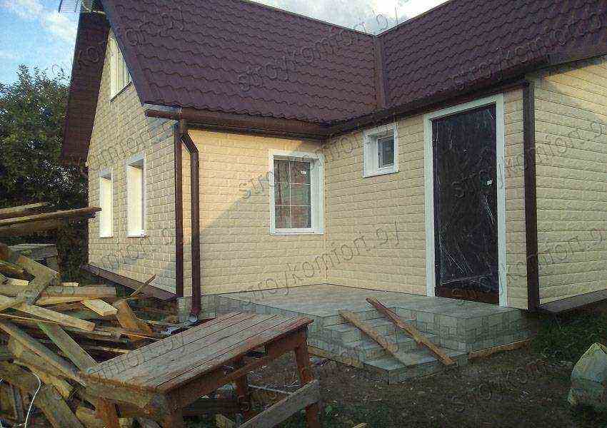 Отделка фасада сайдингом